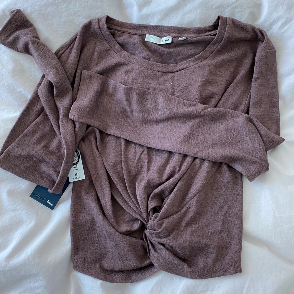 Aritzia cropped twist front long sleeve NWT